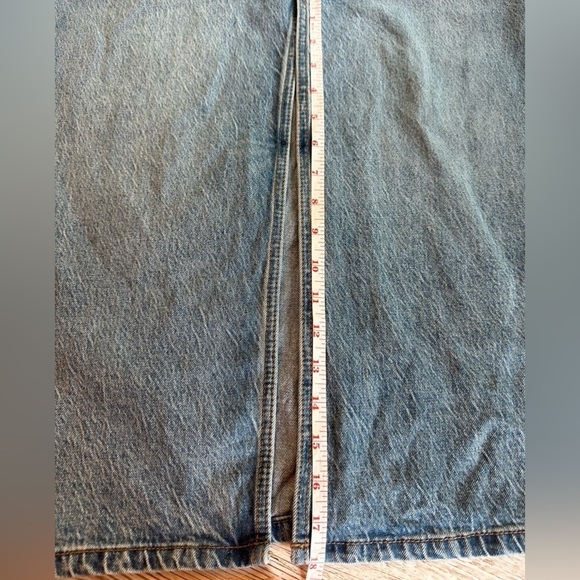 We The Free Denim Jean Skirt Medium Wash front middle slit size 12 - Picture 4 of 10